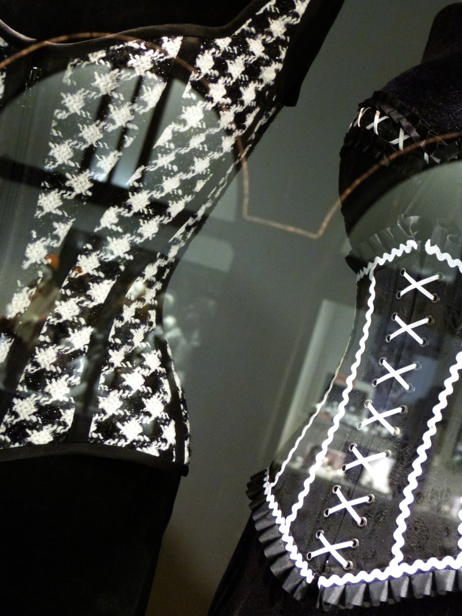 Kreation von Beata Sievi bei Juwelier Gut, Bahnhofstrasse, Zürich.