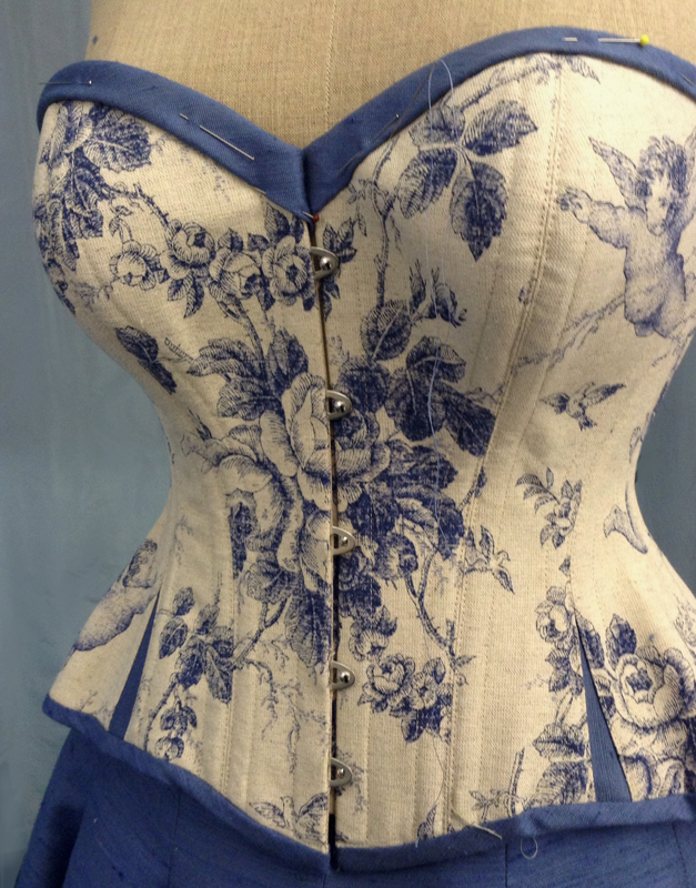 Korsett-Massanfertigung im Atelier tre nous in Winterthur