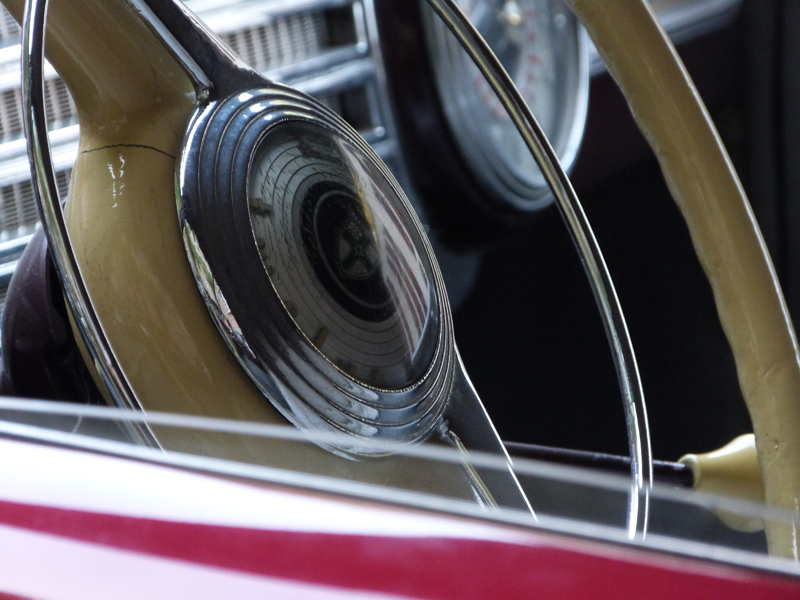 Oldtimer Fahrt im Korsett