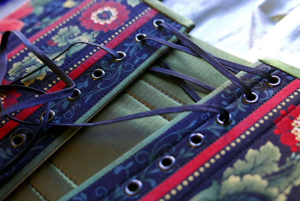 Dirndl für Daniela, angefertigt von Beata Sievi Korset Artist, Oktober 2016