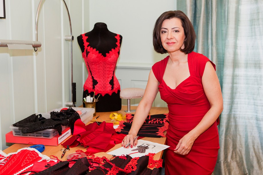 _beata-sievi-corset-artist