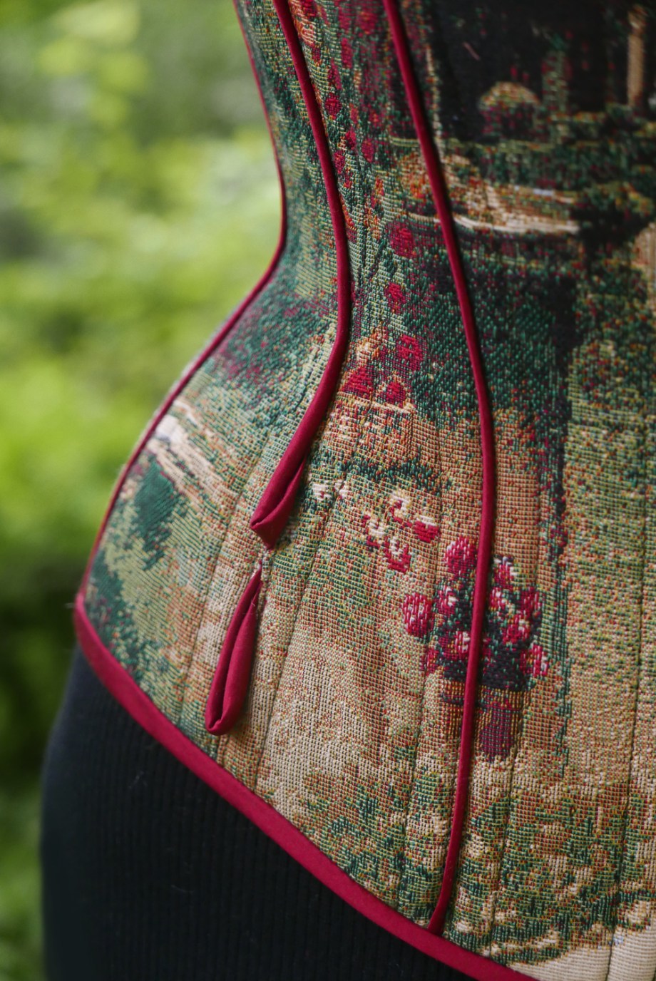 "Tränen des Eros" - romantische Korsett-Kreation nach Mass von Beata Sievi Corset Artist