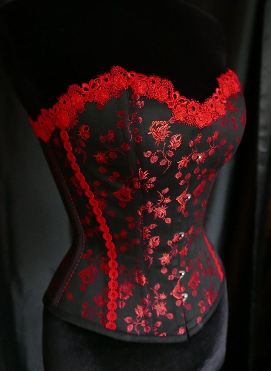 Korsett angefertigt unter der Anleitung von Beata Sievi Korsett Artist, Januar 2019