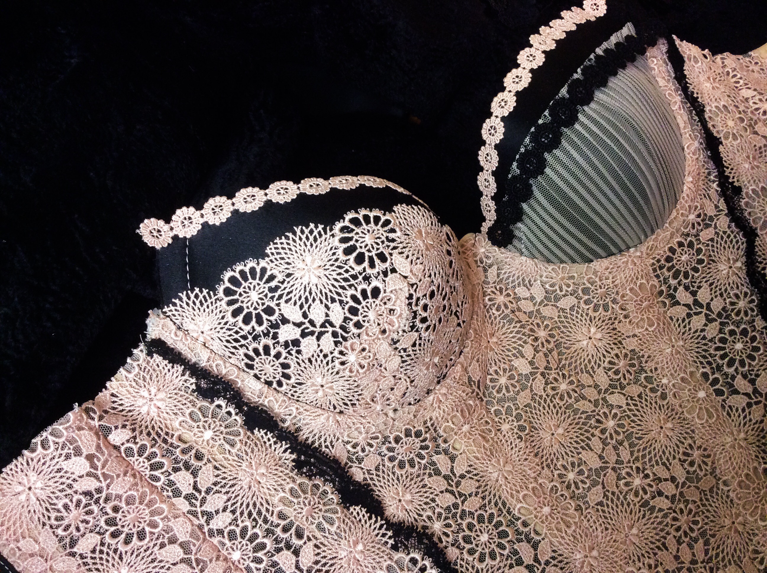 abf017b2-fd8e-44f6-8a67-838e7bff7bcd