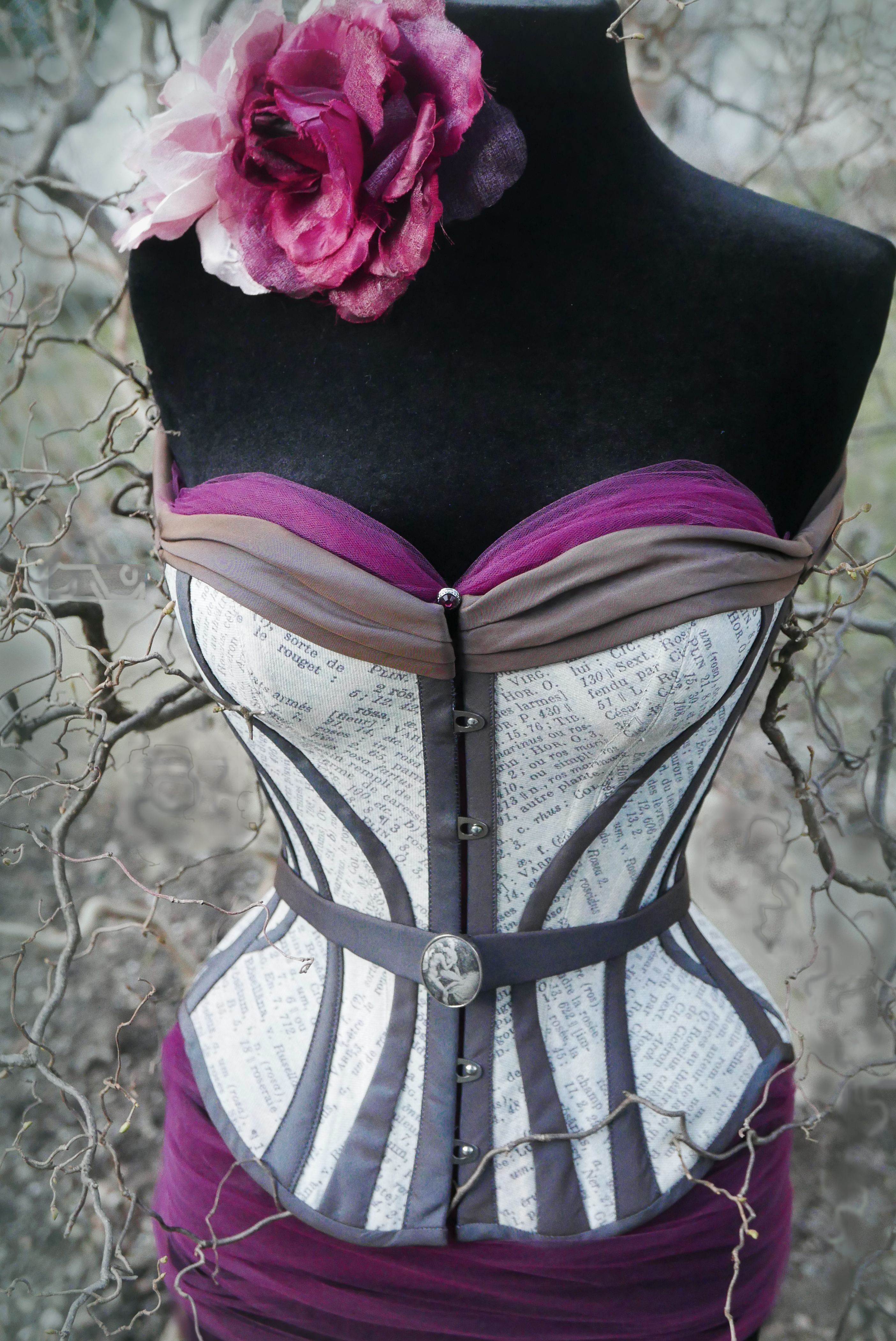 11 ROSA GALANTE BEATA SIEVI CORSET ARTIST