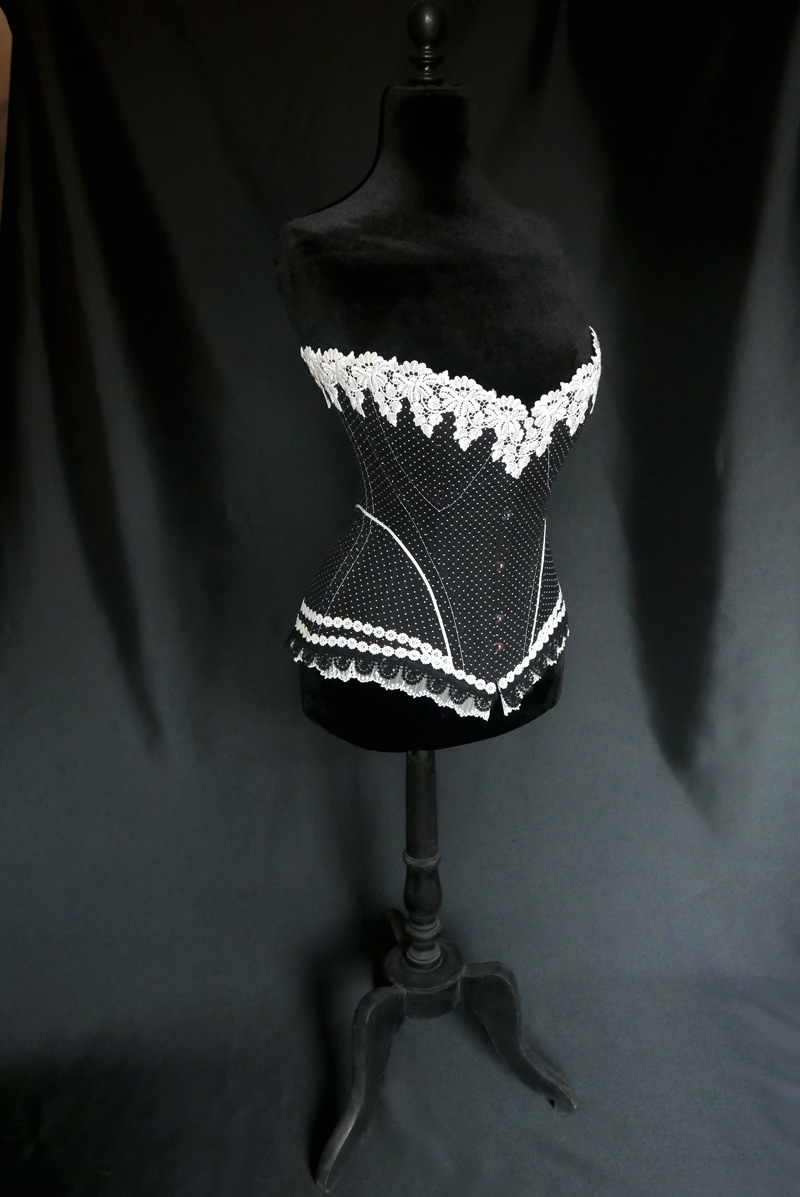 S Kurven Korsett Belle Epoque Beata Sievi